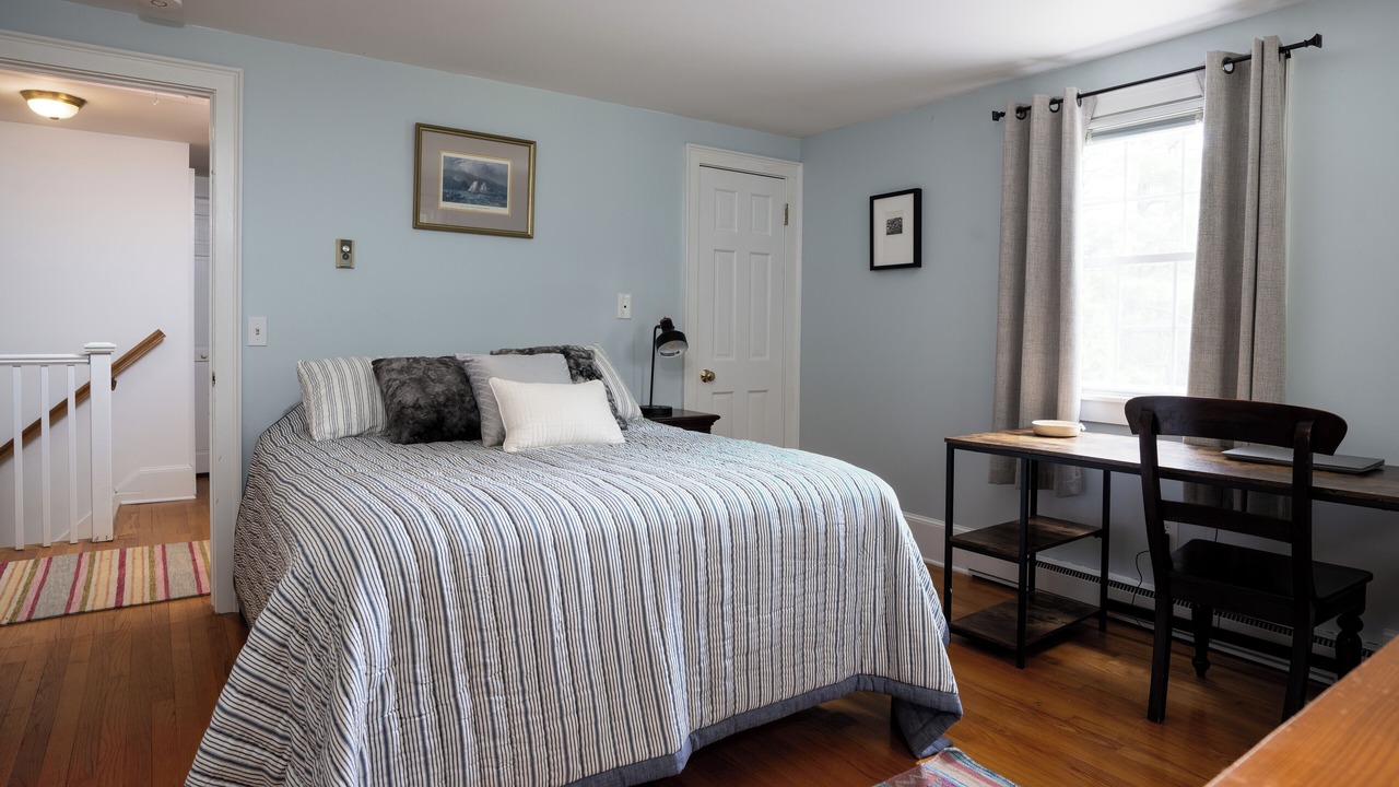 Photo of Bedroom in Lenox