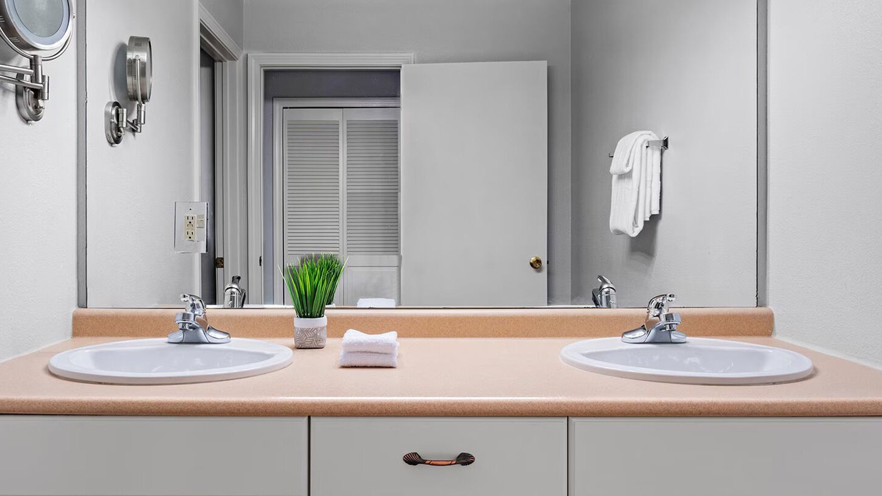 Photo of Bathroom in Jamestown
