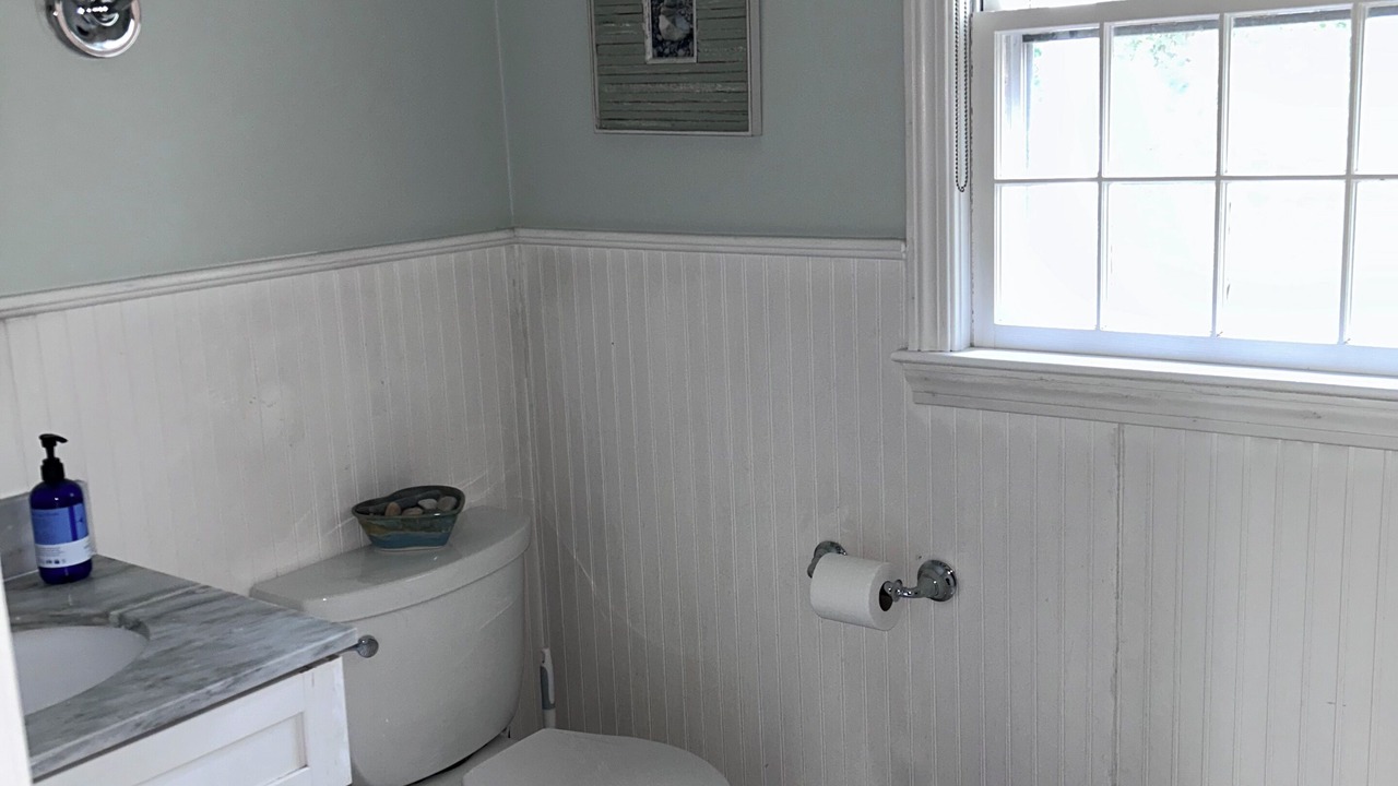 Photo of Bathroom in Minot