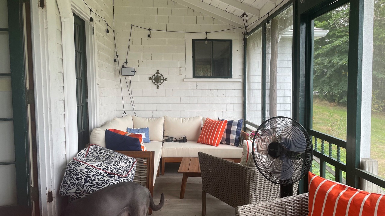 Photo of Livingroom in Cotuit
