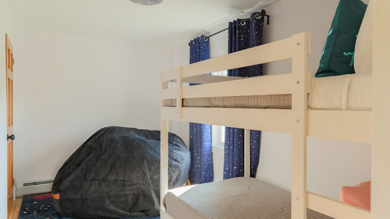 Photo of Bedroom in Boothbay