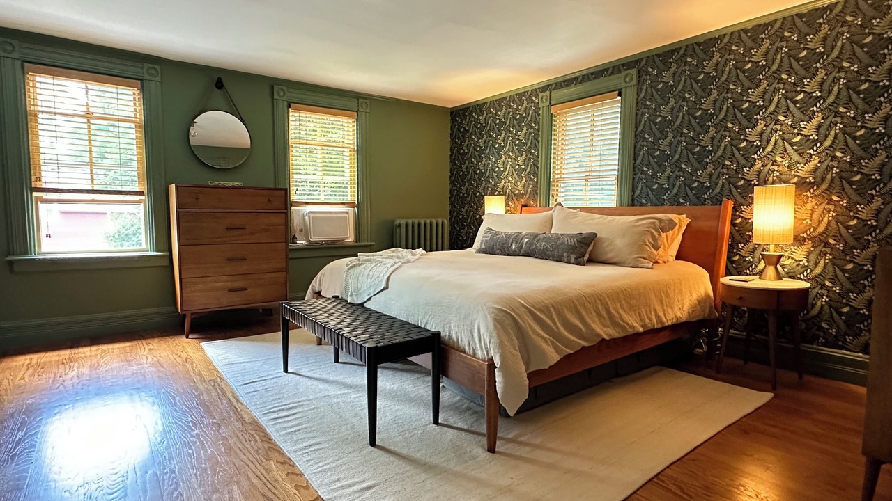 Photo of Bedroom in Hillsdale