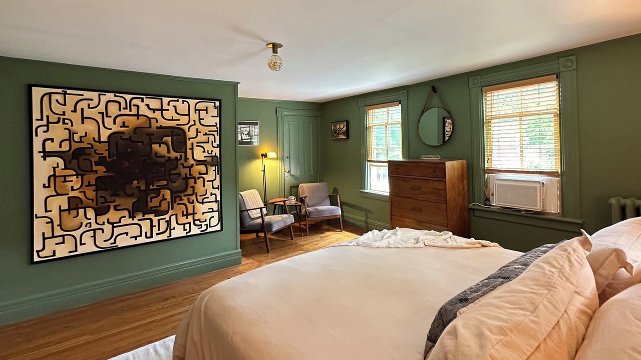 Photo of Bedroom in Hillsdale