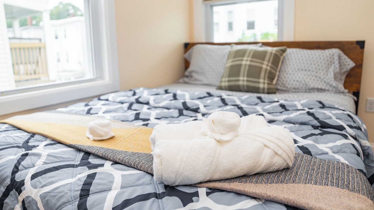 Photo of Bedroom in Meeting House Hill