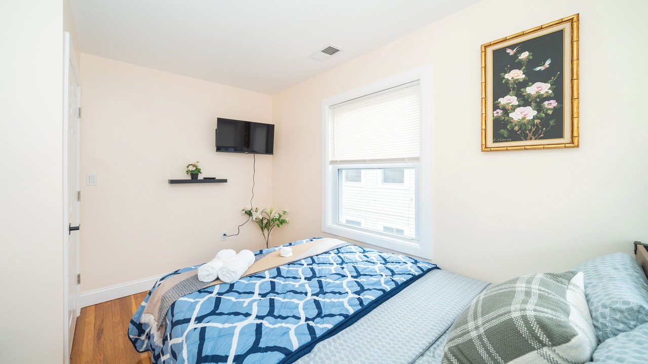 Photo of Bedroom in Meeting House Hill