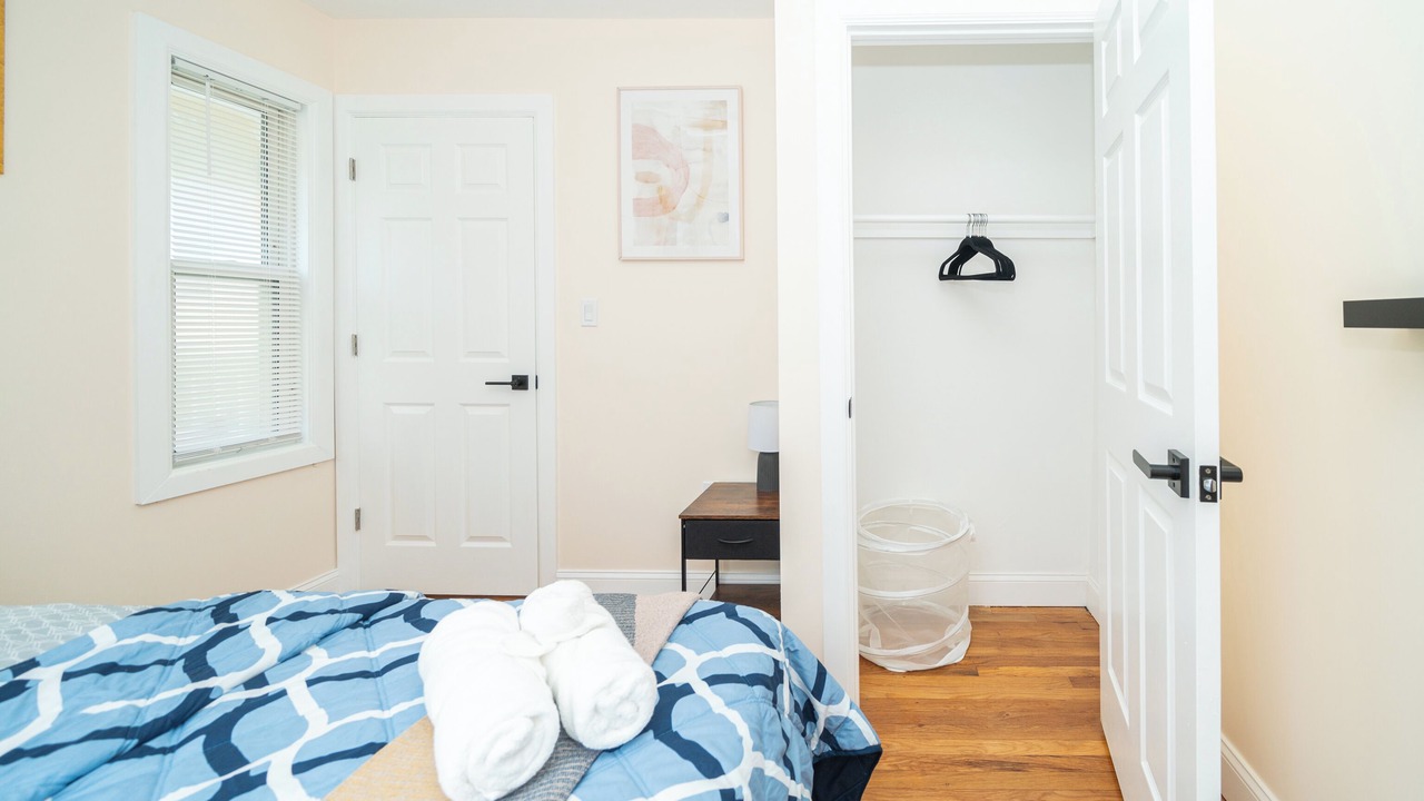 Photo of Bedroom in Meeting House Hill