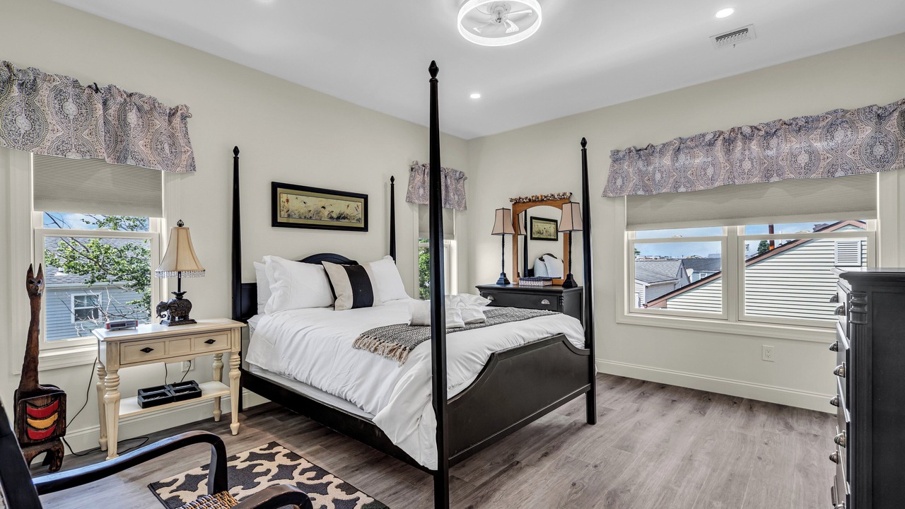Photo of Bedroom in Seaside Heights