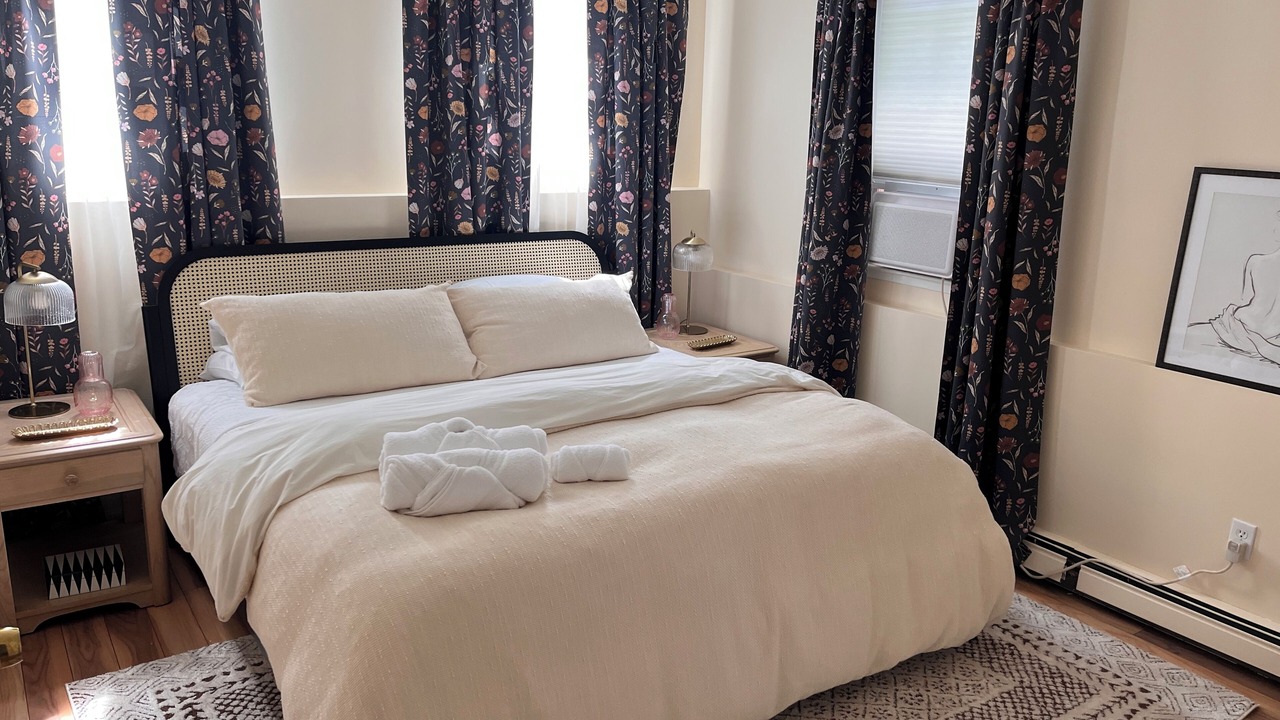 Photo of Bedroom in Historic Hill