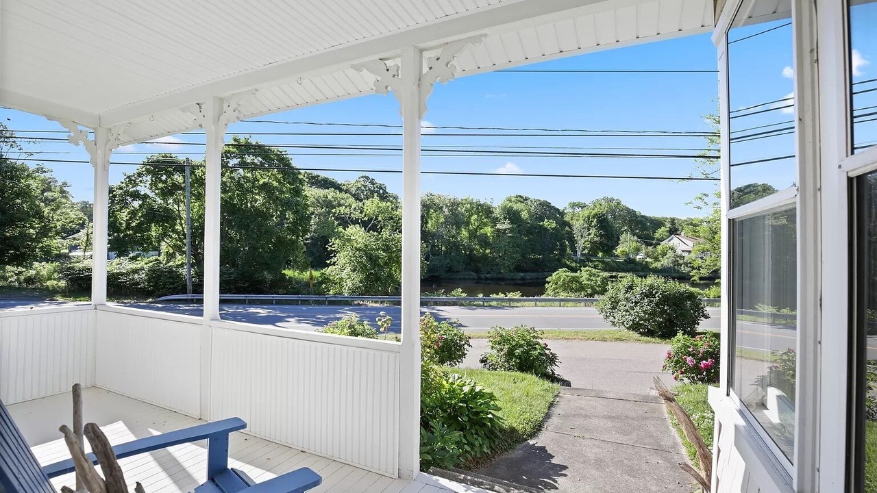 Photo of Patio Balcony in Pawcatuck