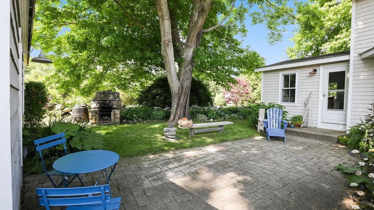 Photo of Outdoor in Pawcatuck
