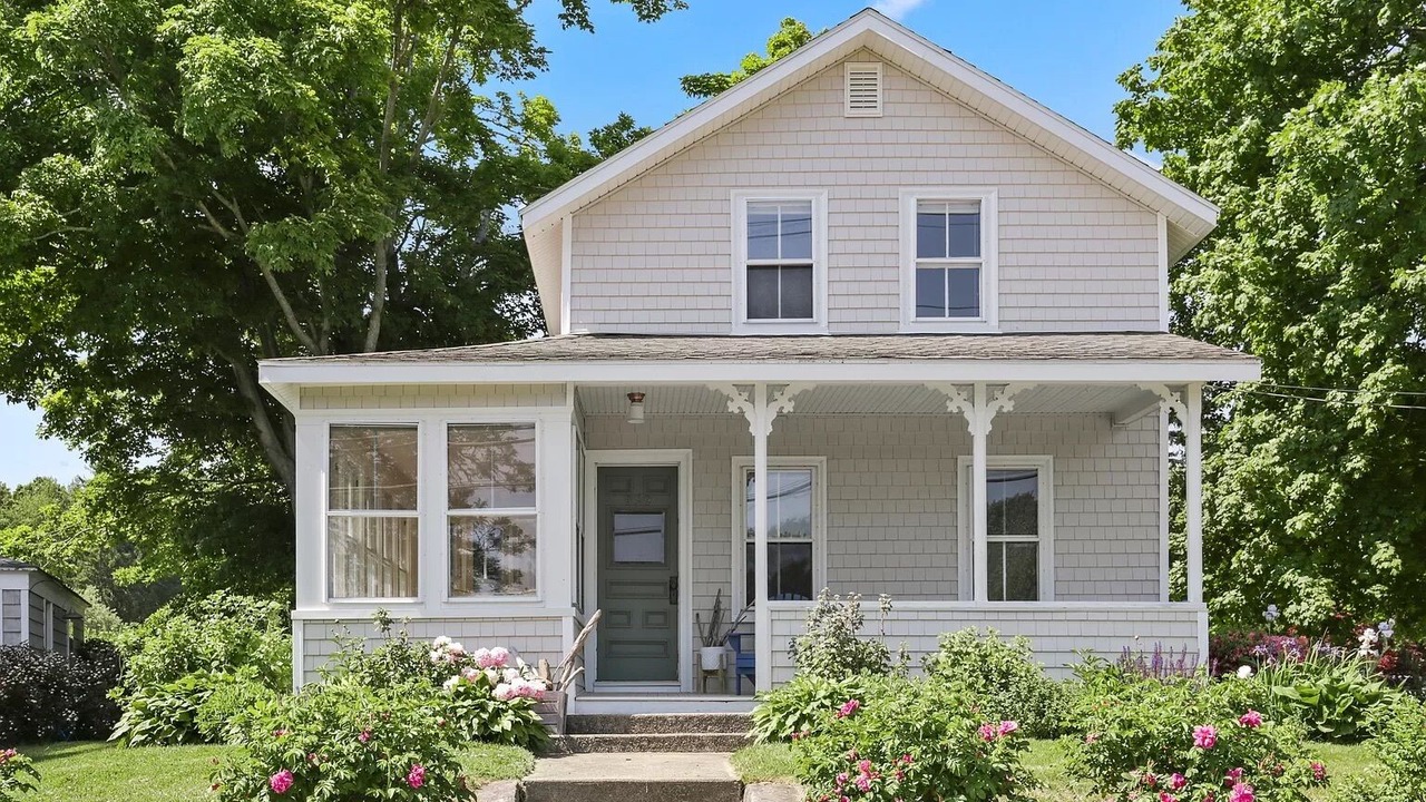Photo of Outdoor in Pawcatuck