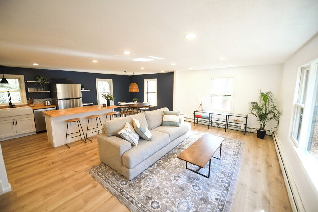 Photo of Livingroom in Westerly