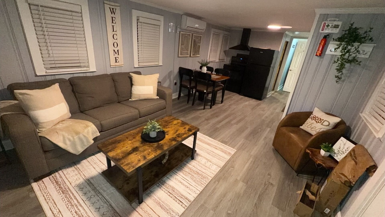 Photo of Livingroom in Wareham Center