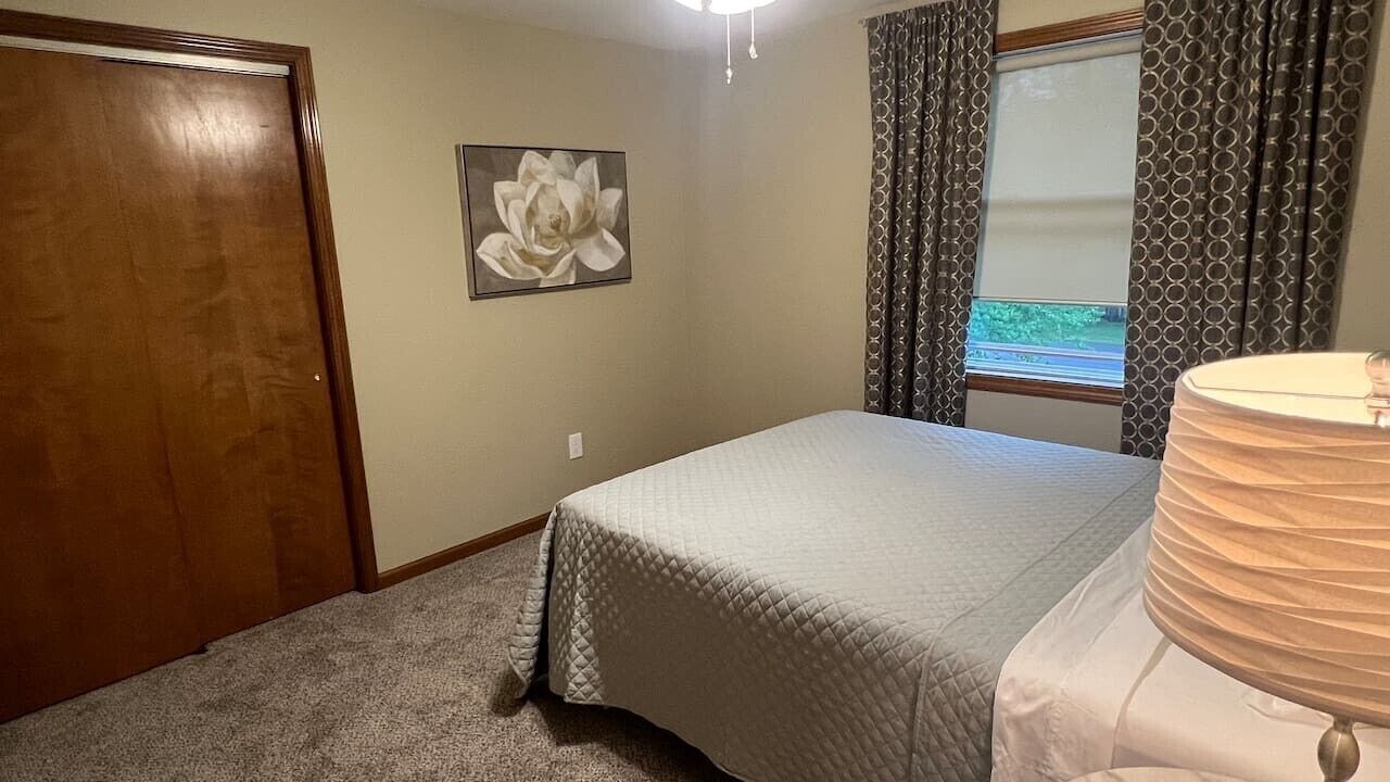Photo of Bedroom in Blasdell