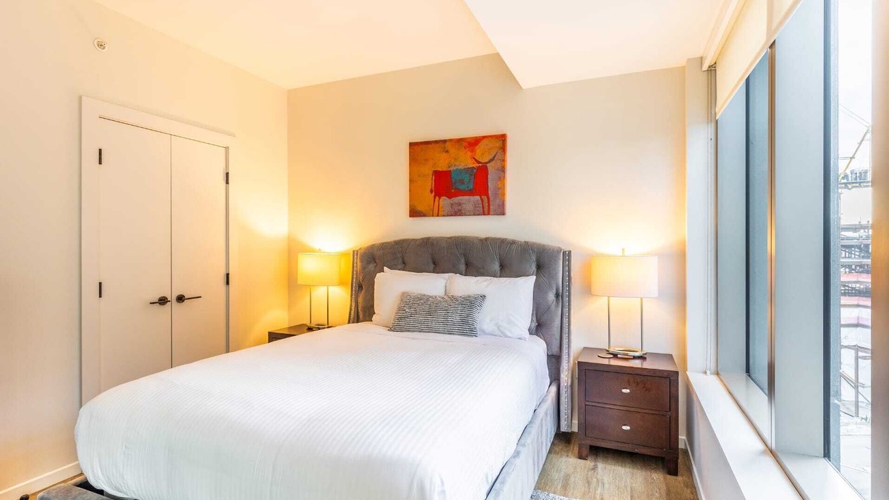 Photo of Bedroom in Seaport District