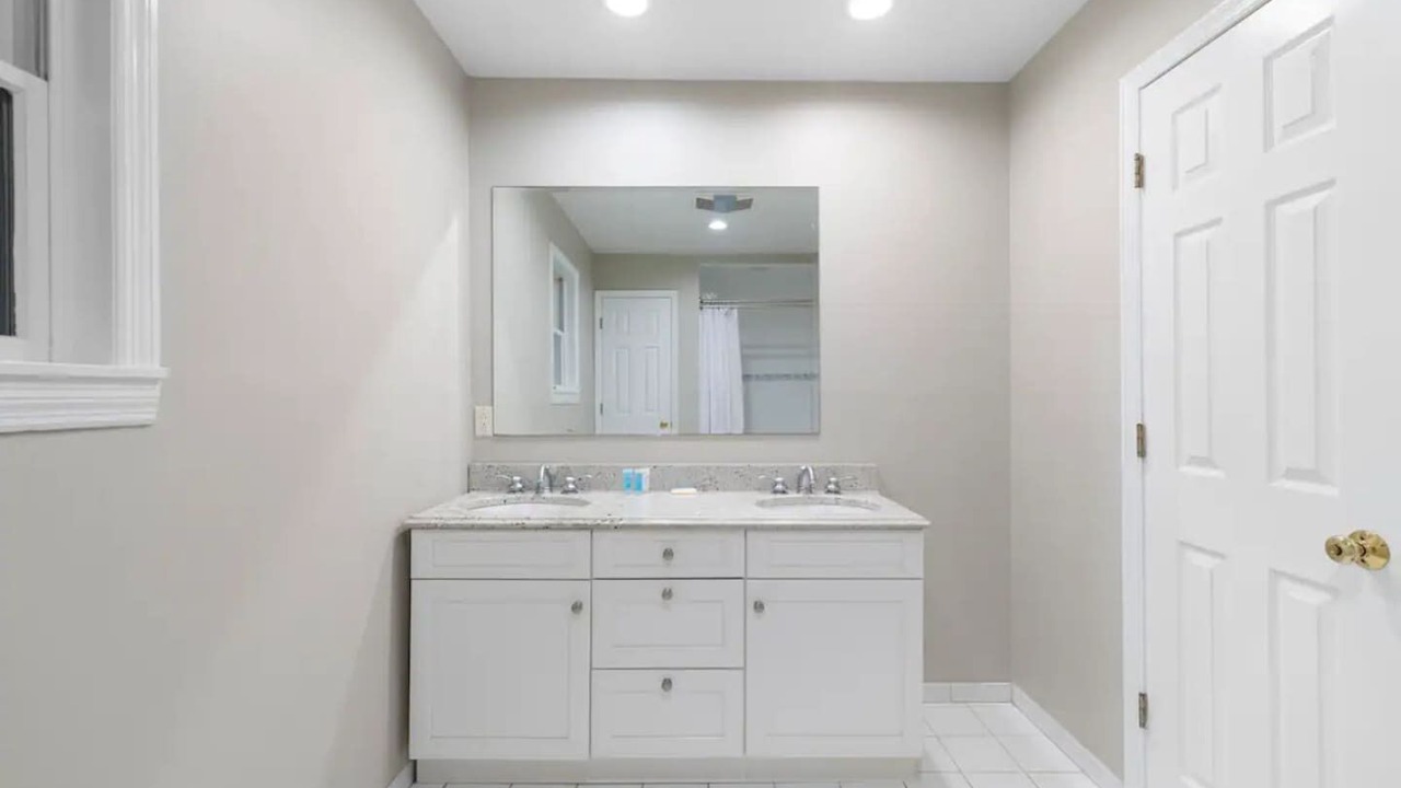 Photo of Bathroom in Town of Ramapo
