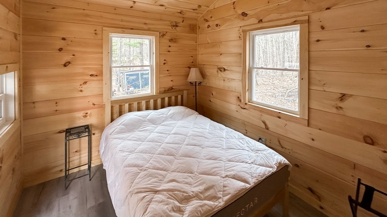 Photo of Bedroom in Pine River Pond