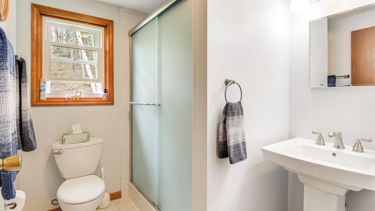 Photo of Bathroom in Gill