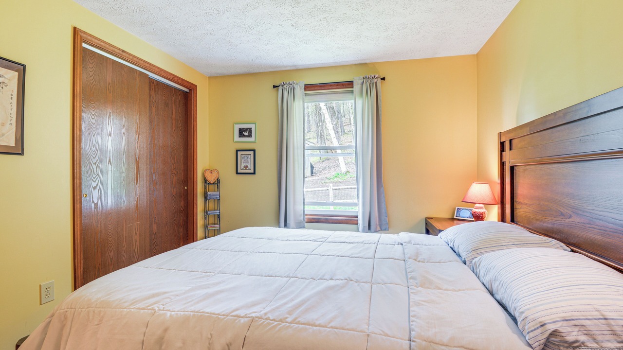 Photo of Bedroom in Gill
