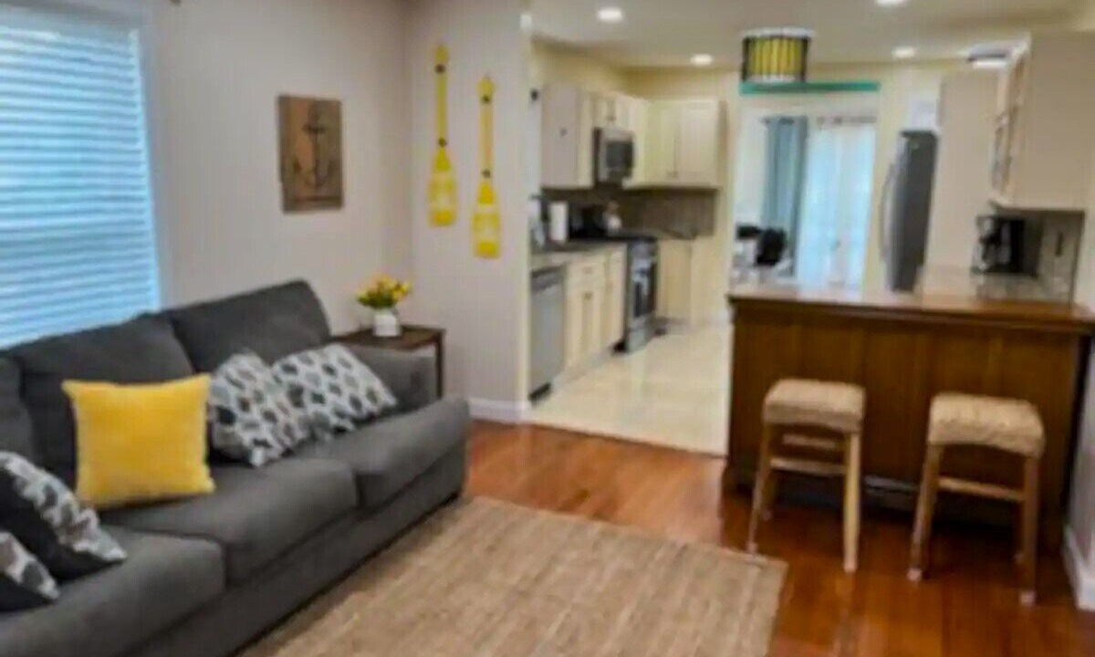 Photo of Livingroom in Belmar
