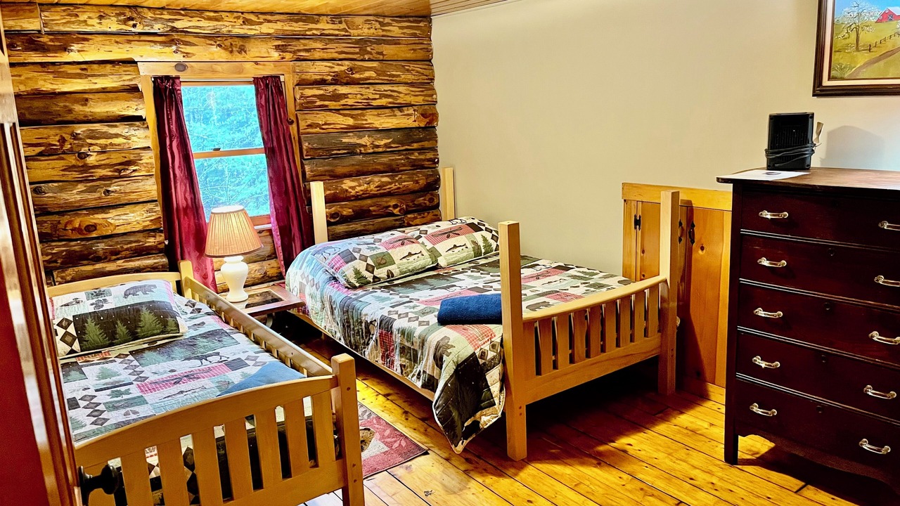 Photo of Bedroom in Campton