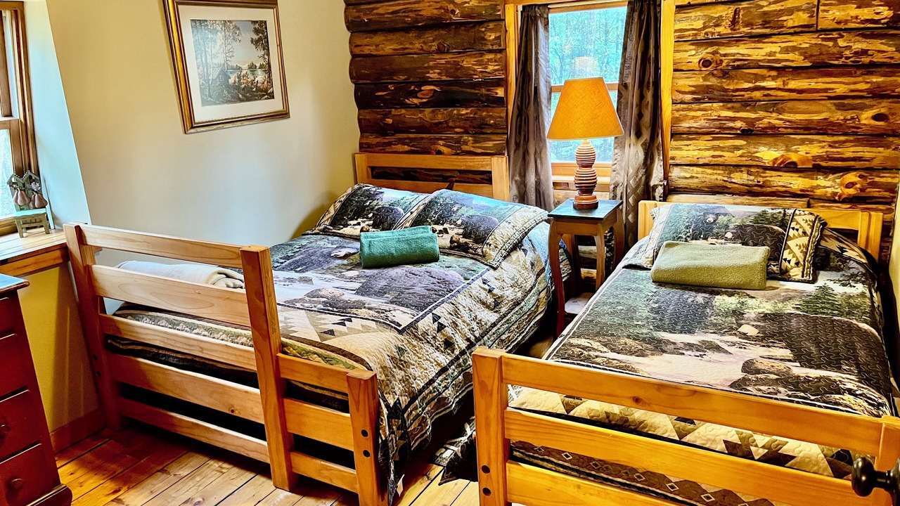 Photo of Bedroom in Campton