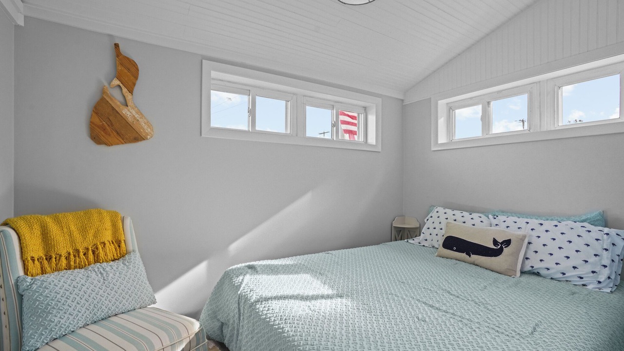 Photo of Bedroom in Point Judith