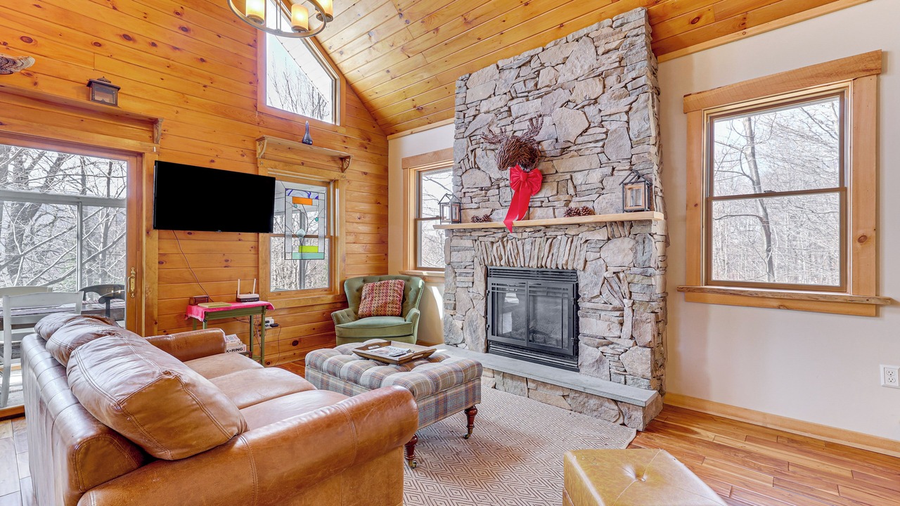 Photo of Livingroom in Jeffersonville