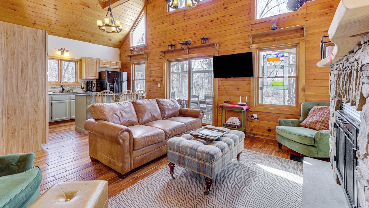 Photo of Livingroom in Jeffersonville