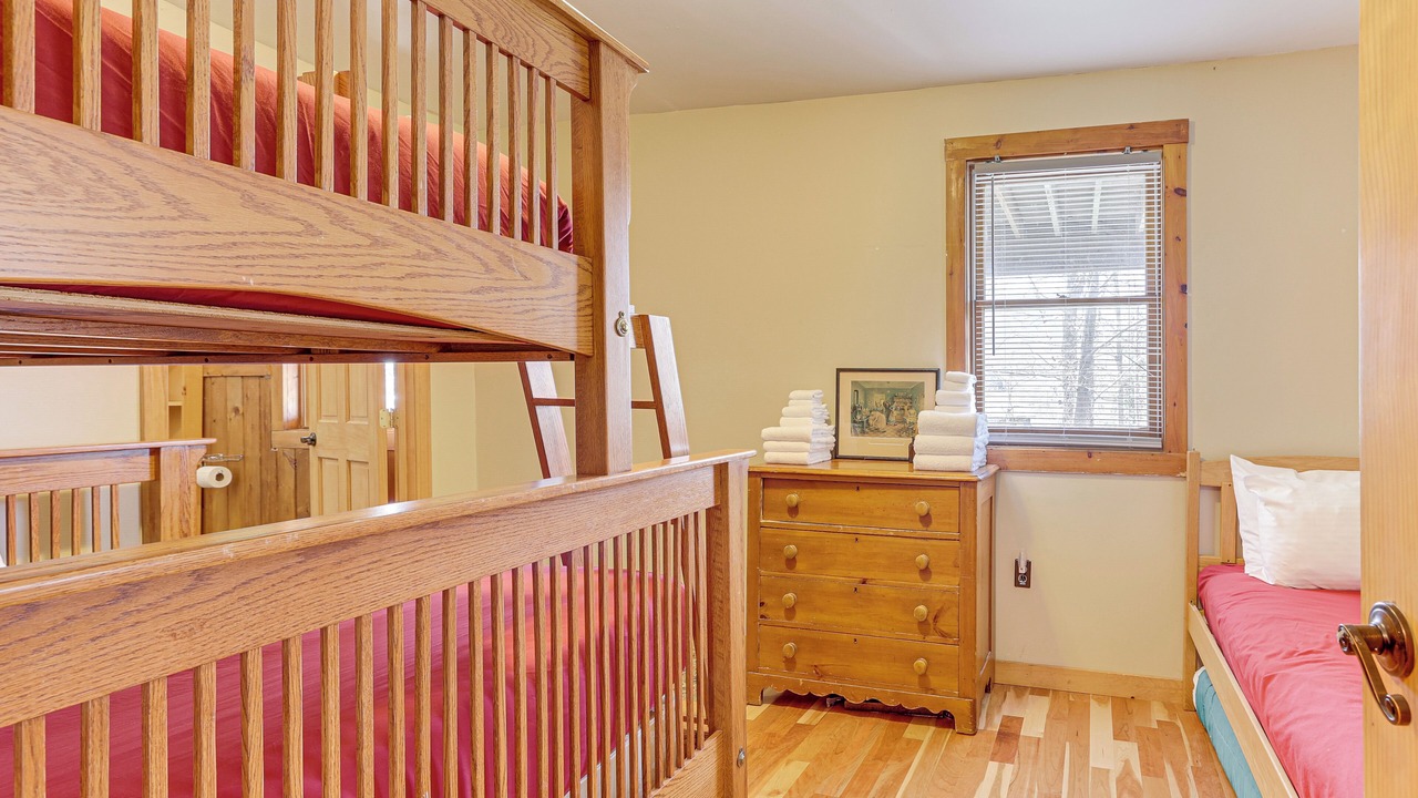 Photo of Bedroom in Jeffersonville