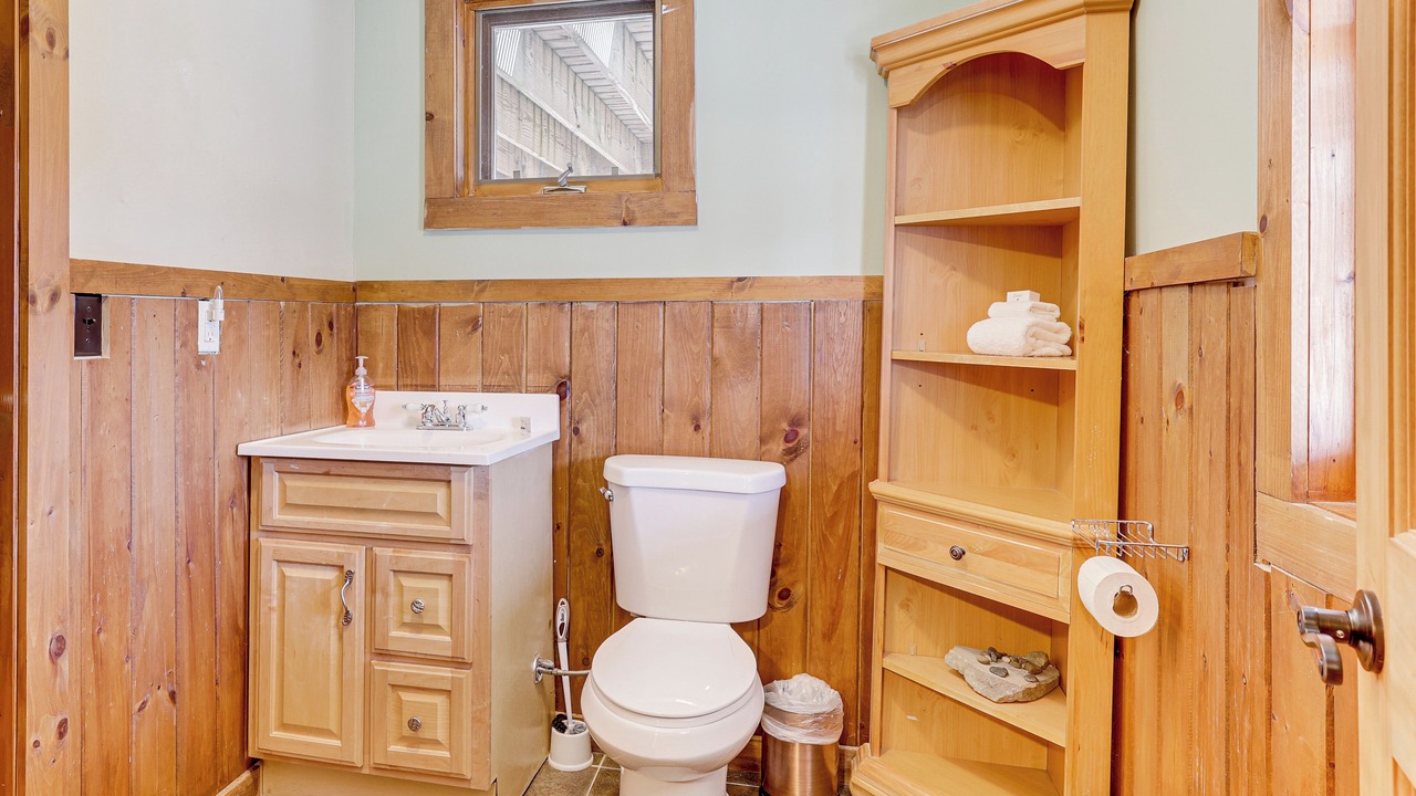 Photo of Bathroom in Jeffersonville