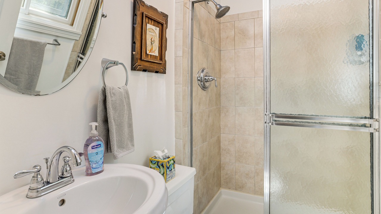 Photo of Bathroom in Killingworth