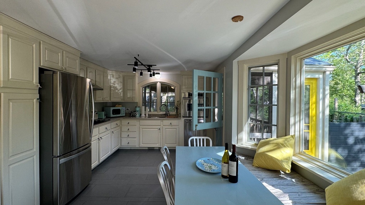 Photo of Kitchen in Tisbury
