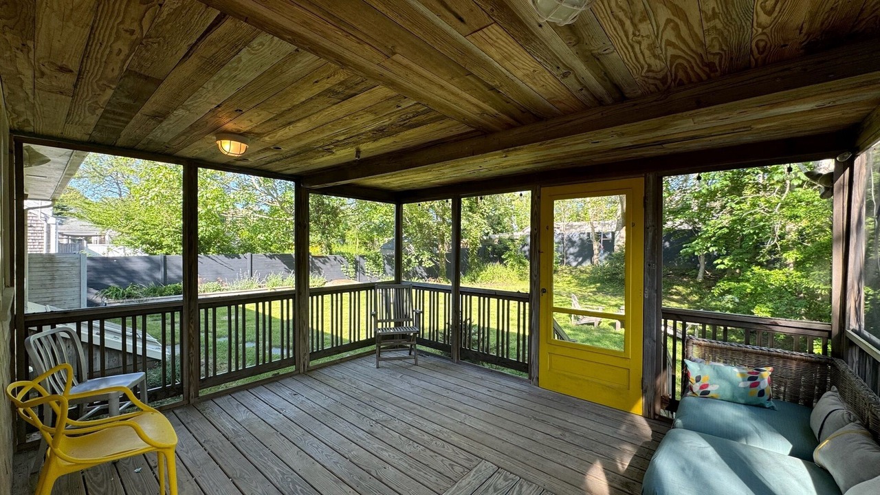 Photo of Patio Balcony in Tisbury