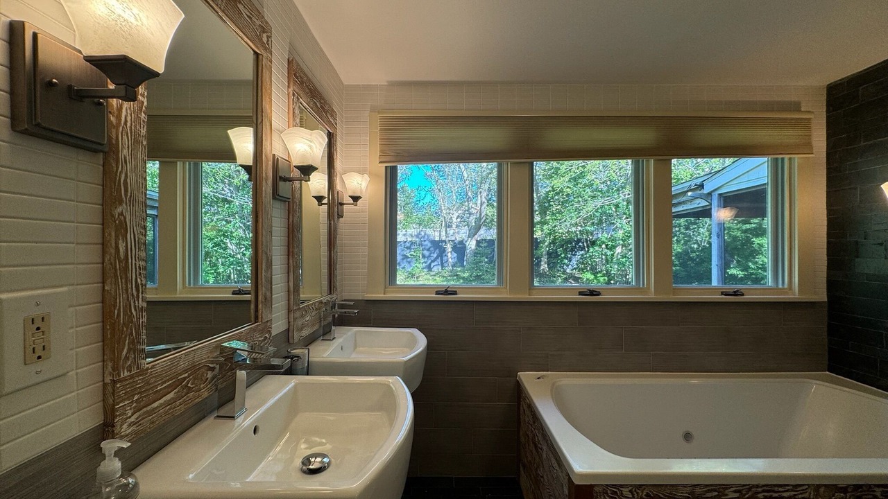 Photo of Bathroom in Tisbury