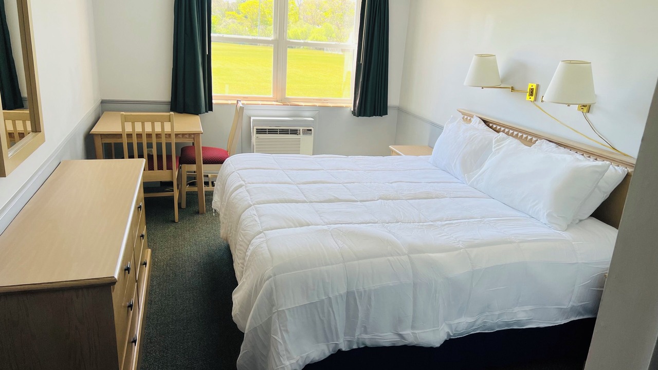 Photo of Bedroom in Tisbury