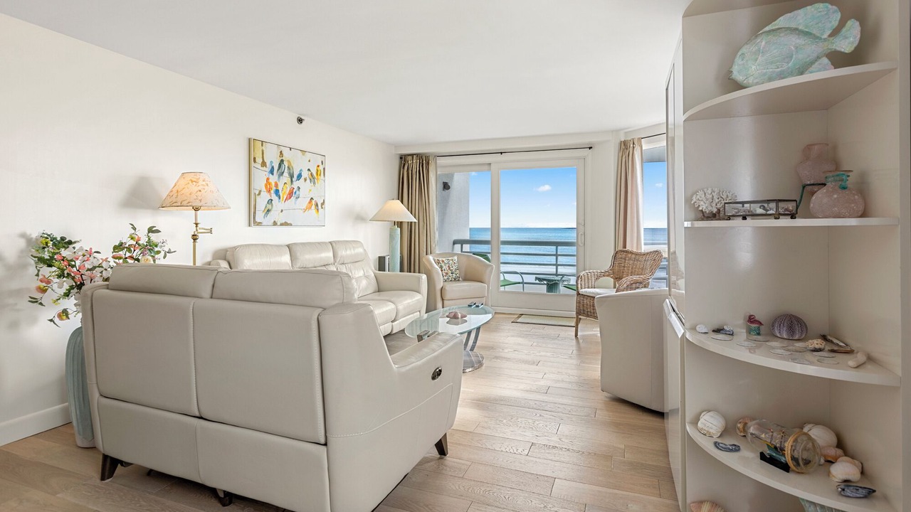 Photo of Livingroom in Old Orchard Beach