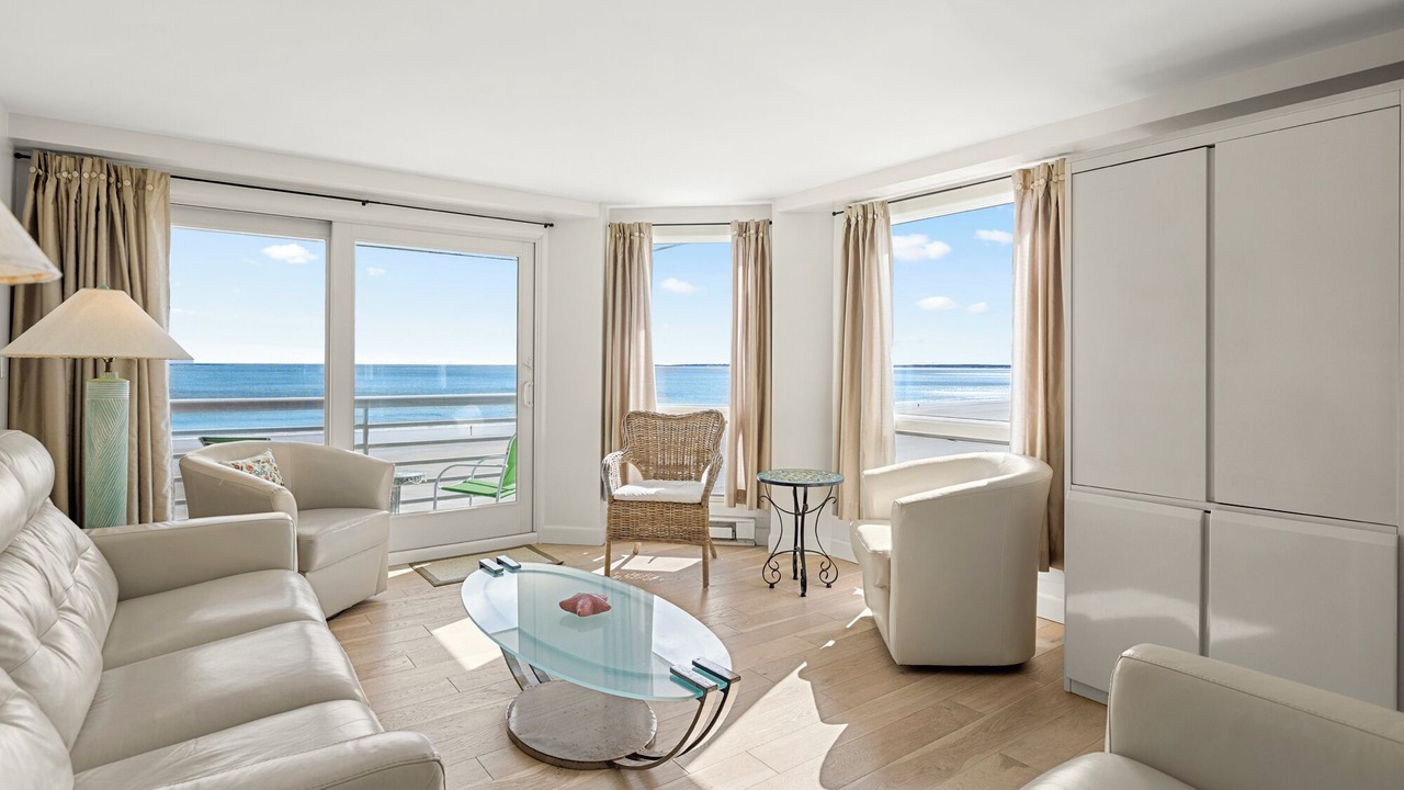 Photo of Livingroom in Old Orchard Beach