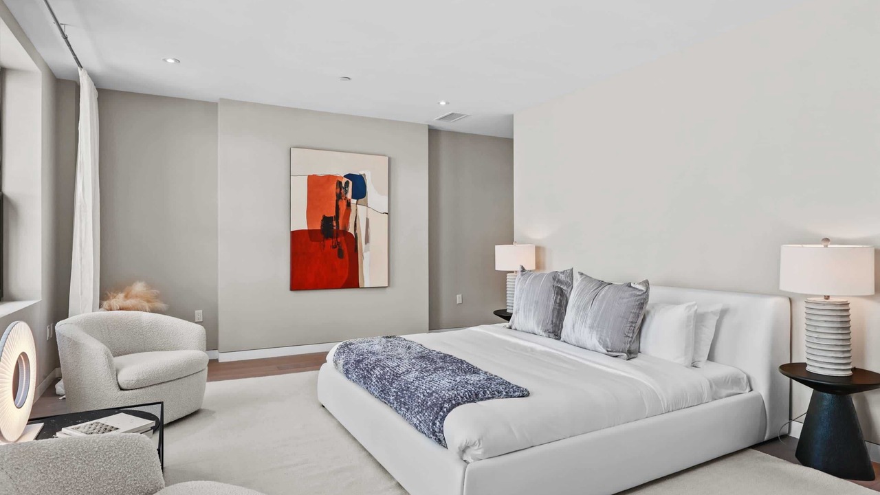 Photo of Bedroom in Bloomingdale