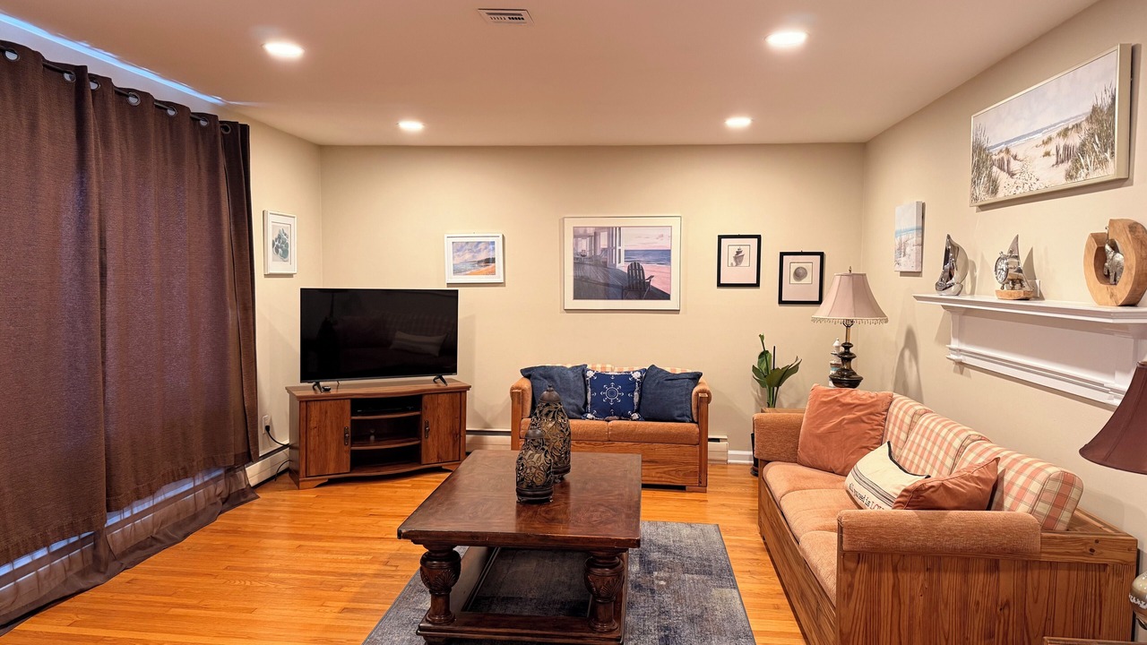 Photo of Livingroom in Belmar