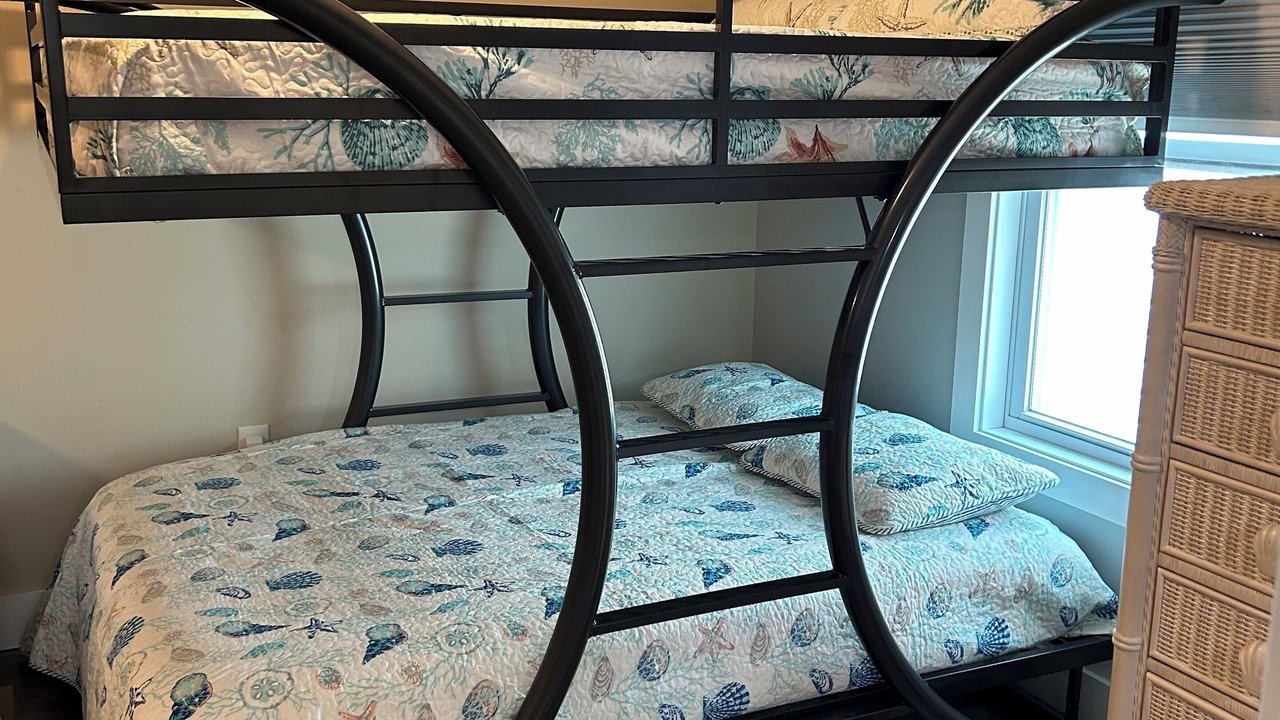 Photo of Bedroom in Ship Bottom