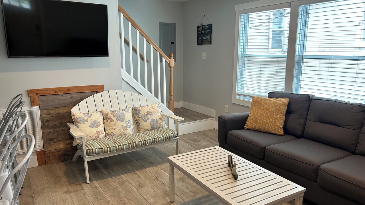 Photo of Livingroom in Ship Bottom