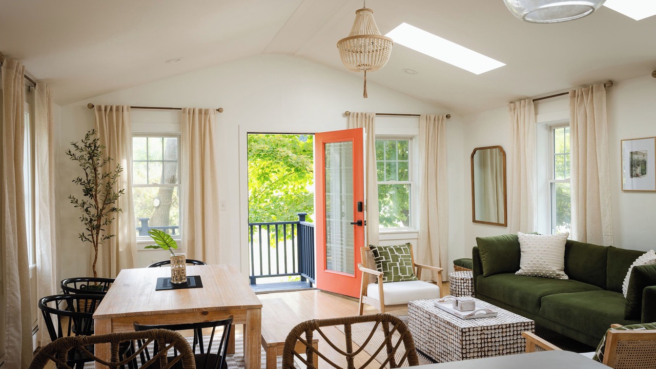 Photo of Livingroom in Williamstown