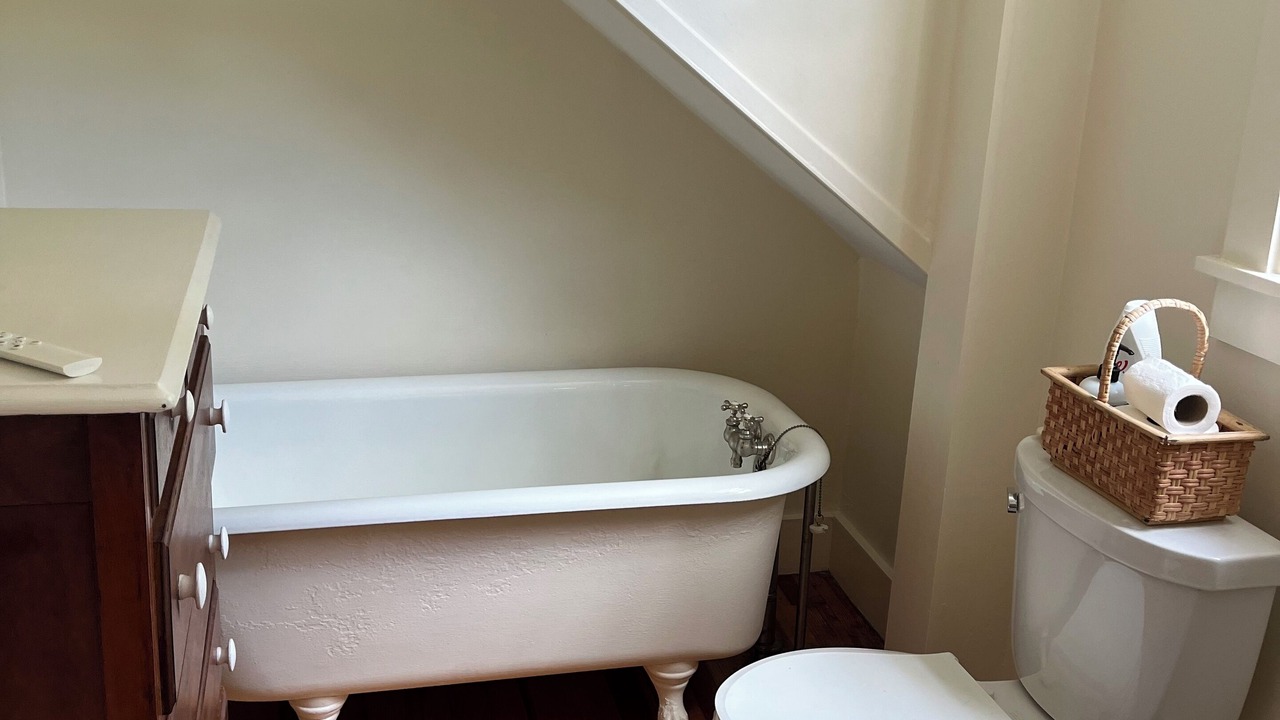 Photo of Bathroom in Isle of Springs