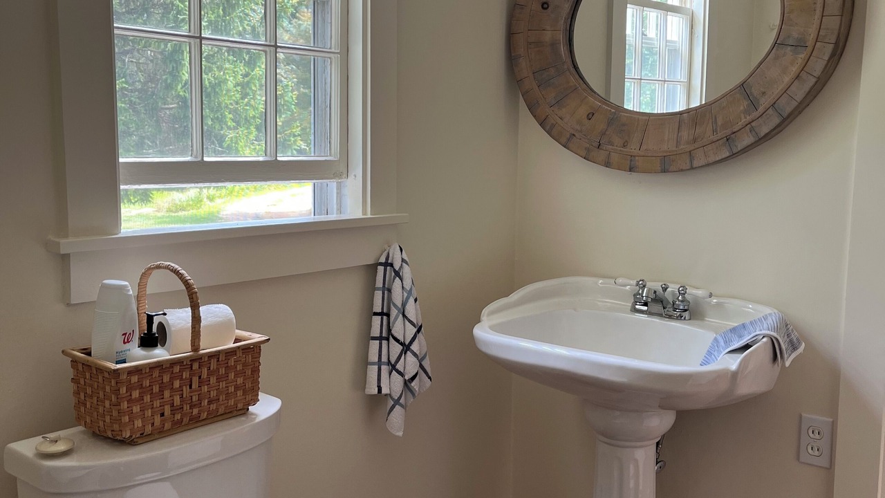Photo of Bathroom in Isle of Springs