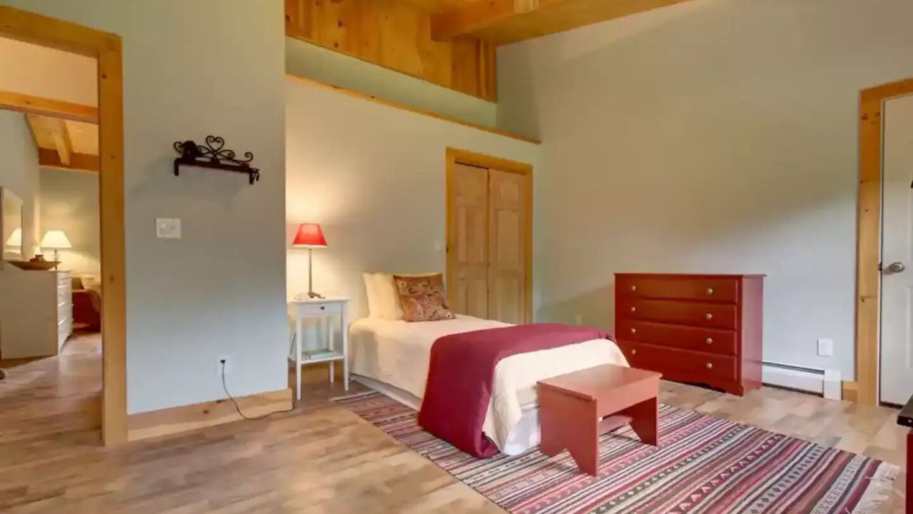 Photo of Bedroom in Meredith