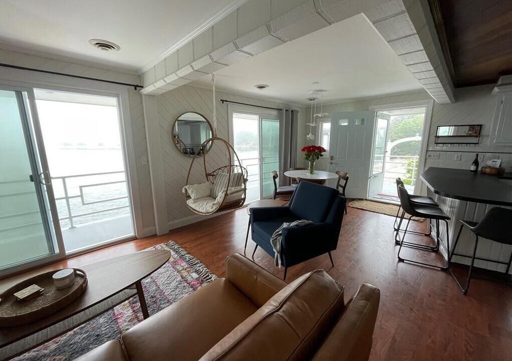 Photo of Livingroom in Portsmouth
