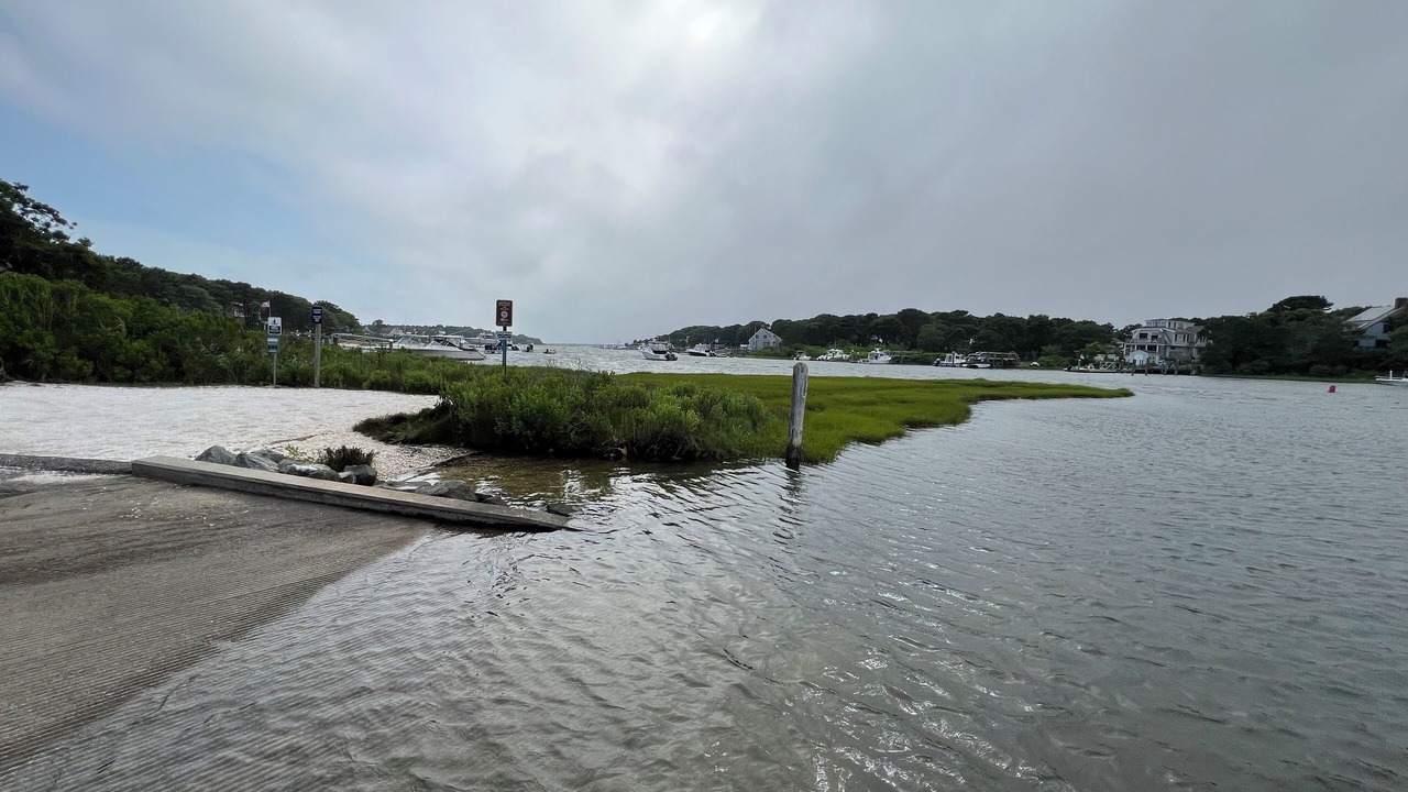 Photo of Others in Little Neck Bay