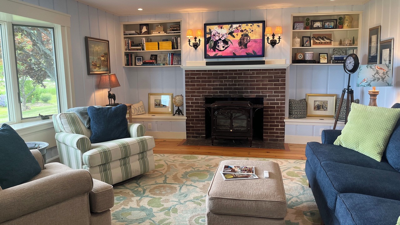 Photo of Livingroom in Yarmouth