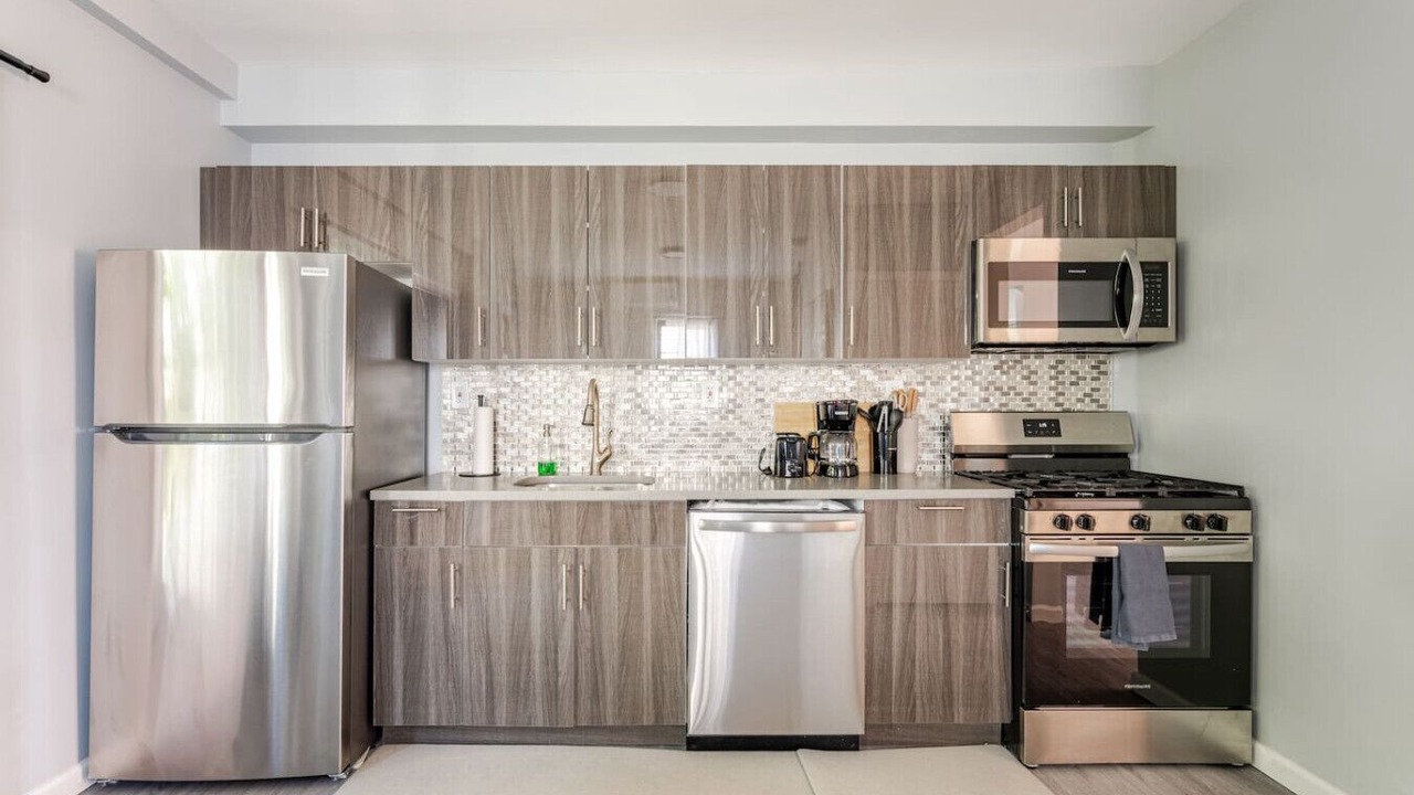 Photo of Kitchen in Black Rock Historic District